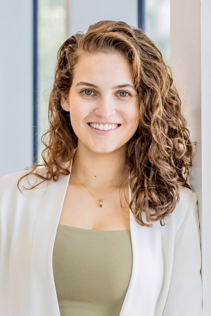 Miami Beach Dentist dentist Raquel Tillinger